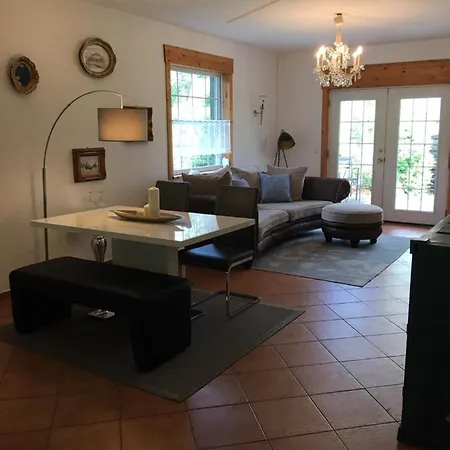 Ahornallee * ונדיש ריץ